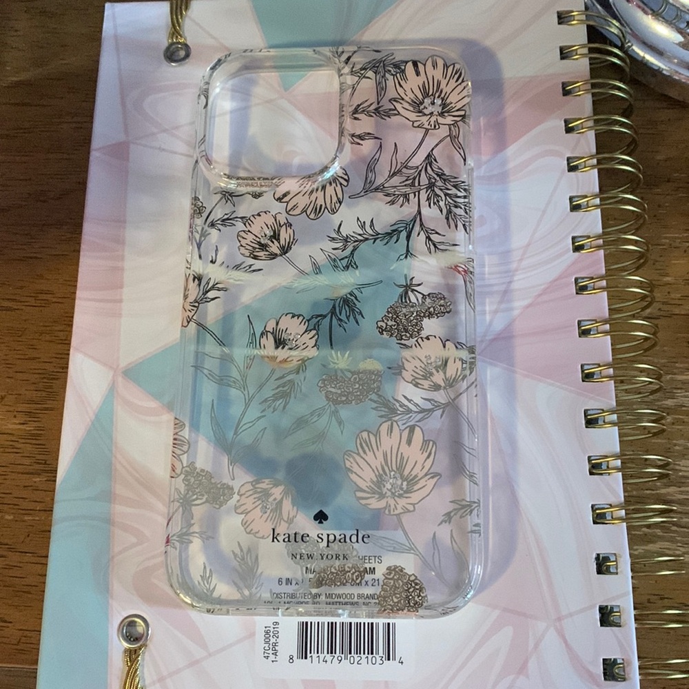 iPhone 12/13 pro max Kate spade case